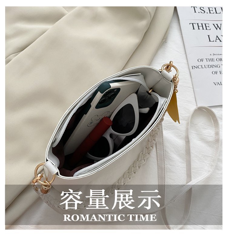 Customized domestic and foreign trade 2020 new trendy bags, small bags, crossbody bags for women, summer woven handbags, student buckets, tote bags Specification image