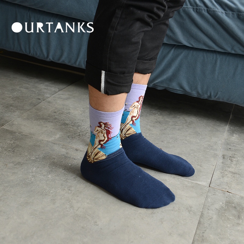 MOXIAO Classic Celebrity Oil Painting Series mid-calf couple socks Application Scenario