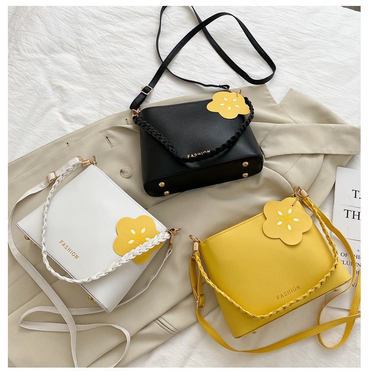 Customized domestic and foreign trade 2020 new trendy bags, small bags, crossbody bags for women, summer woven handbags, student buckets, tote bags undefined