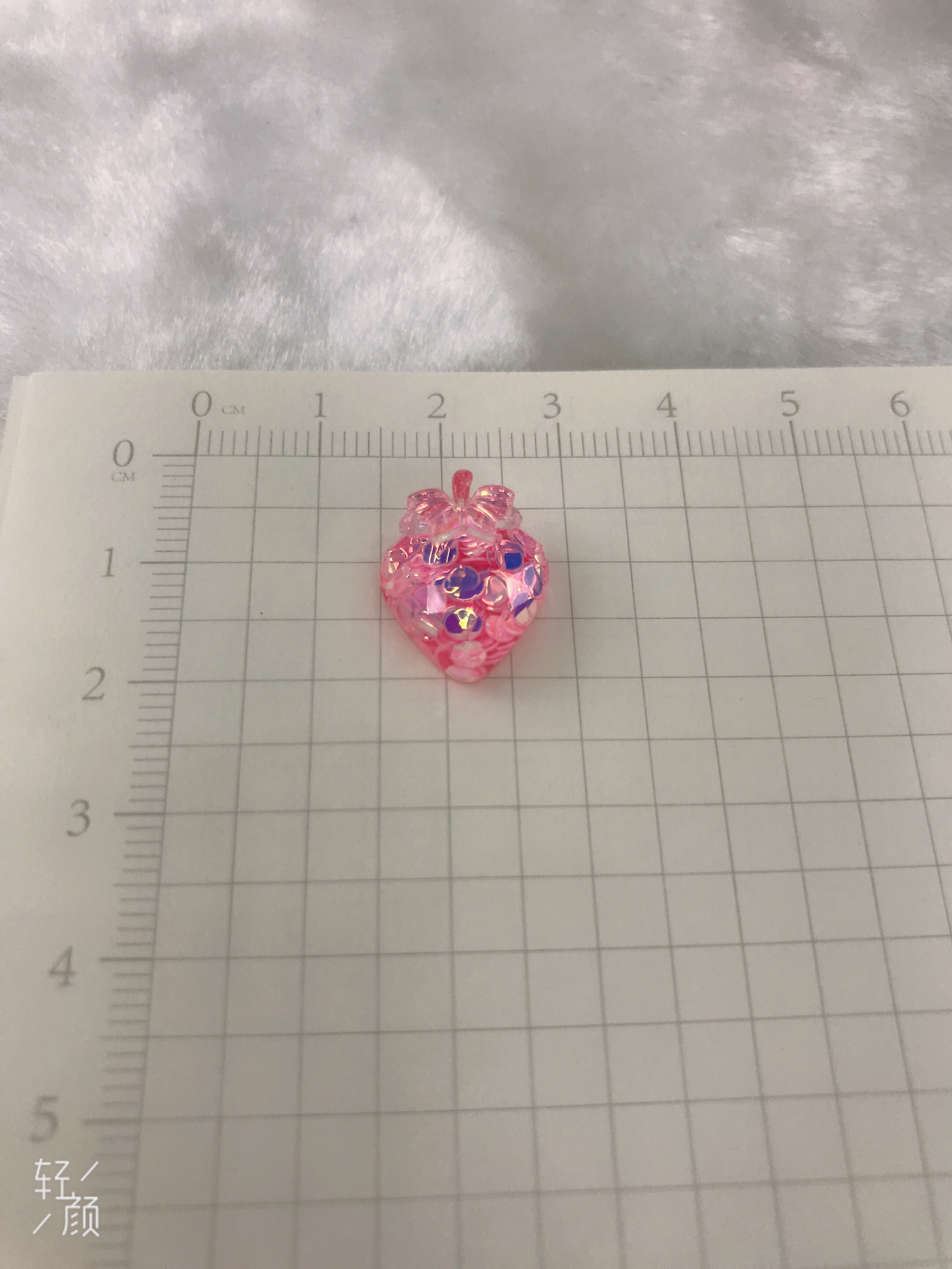 ab glue epoxy resin glass cut surface AB colored sequined strawberry details Picture