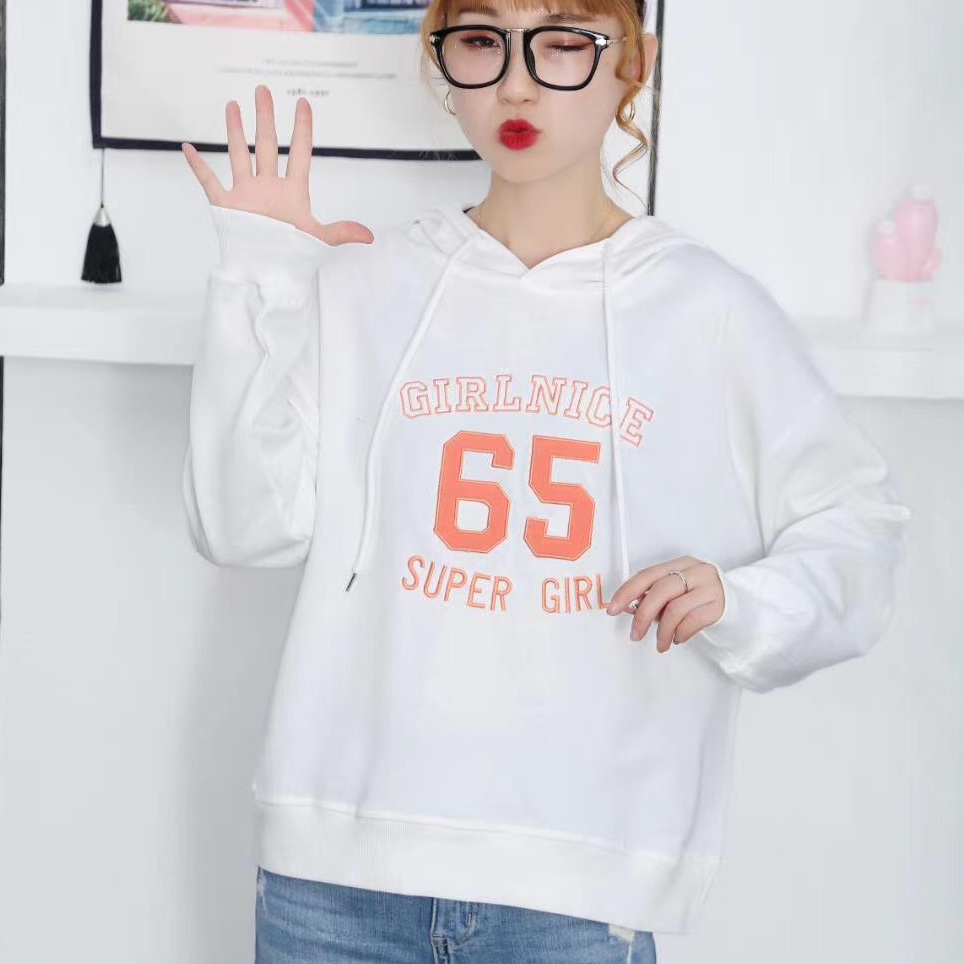 休闲运动服时尚