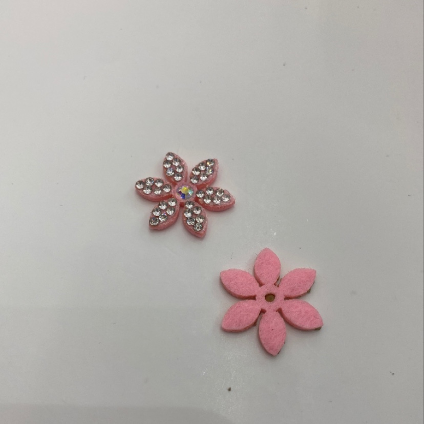 Small hexagonal ultrasonic accessory, jewelry, headwear color, Ding Xiao cloth flower, handcrafted decorative flower, small hexagonal ultrasonic accessory, jewelry, headwear color, Ding Xiao cloth flower, handcrafted decorative flower, small hexagonal ultrasonic accessory, jewelry, headwear color details Picture