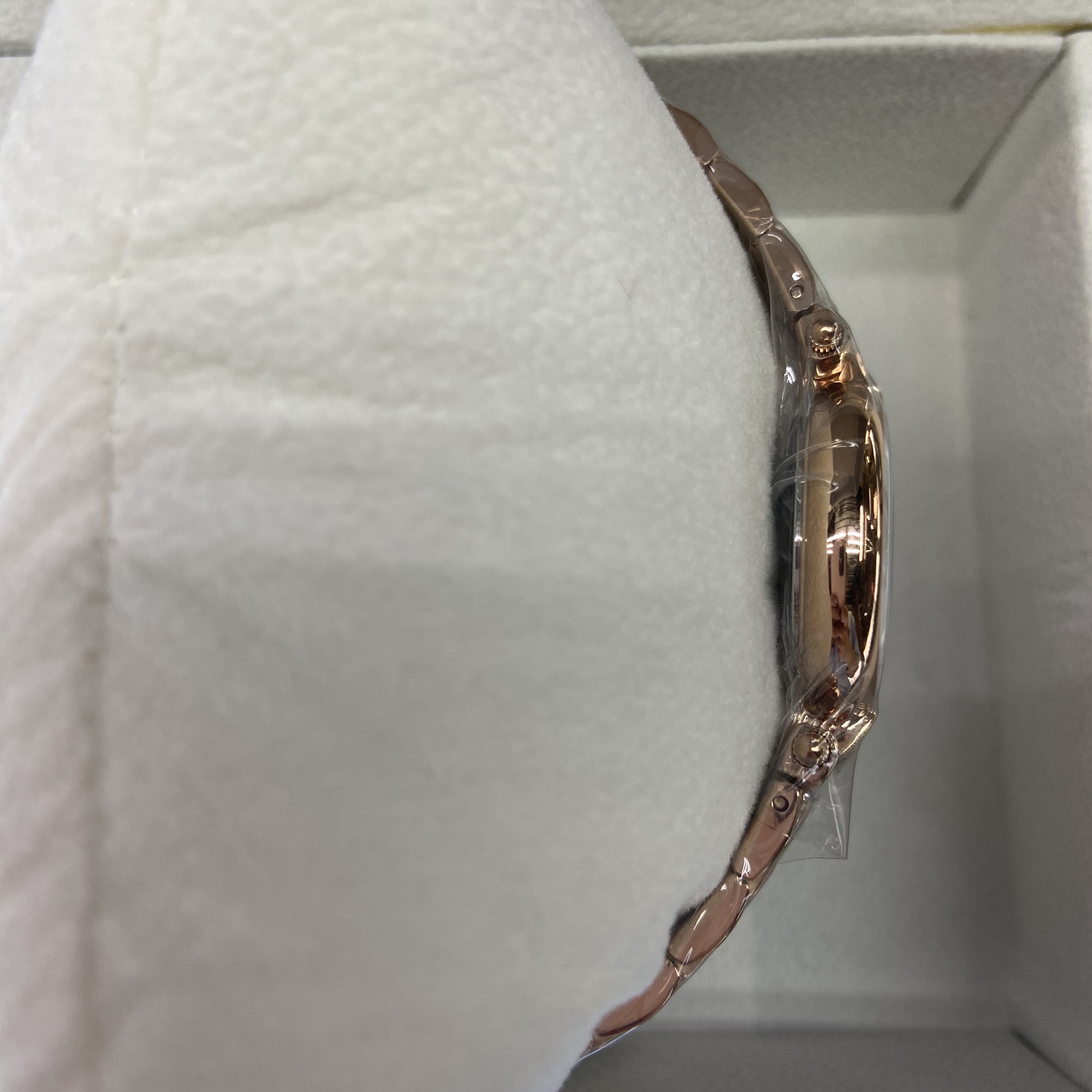 Jingtie Shi Old Shanghai new fashionable and trendy Ladies' quartz watch details Picture