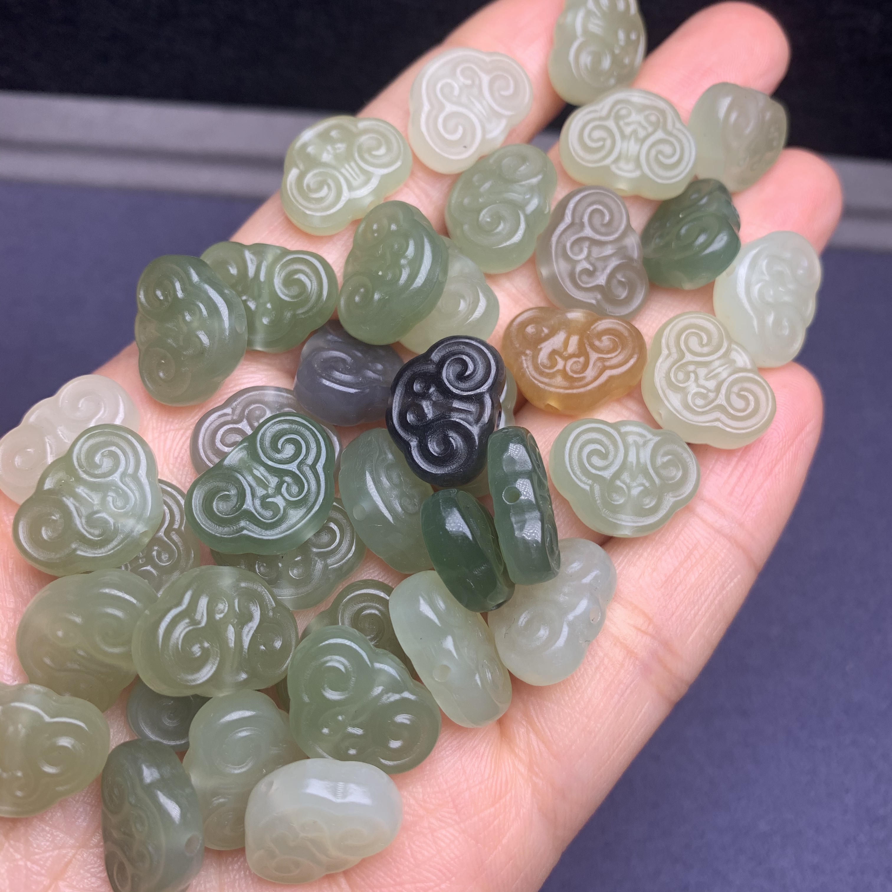 Qinghai Hetian jade - Ruyi details Picture