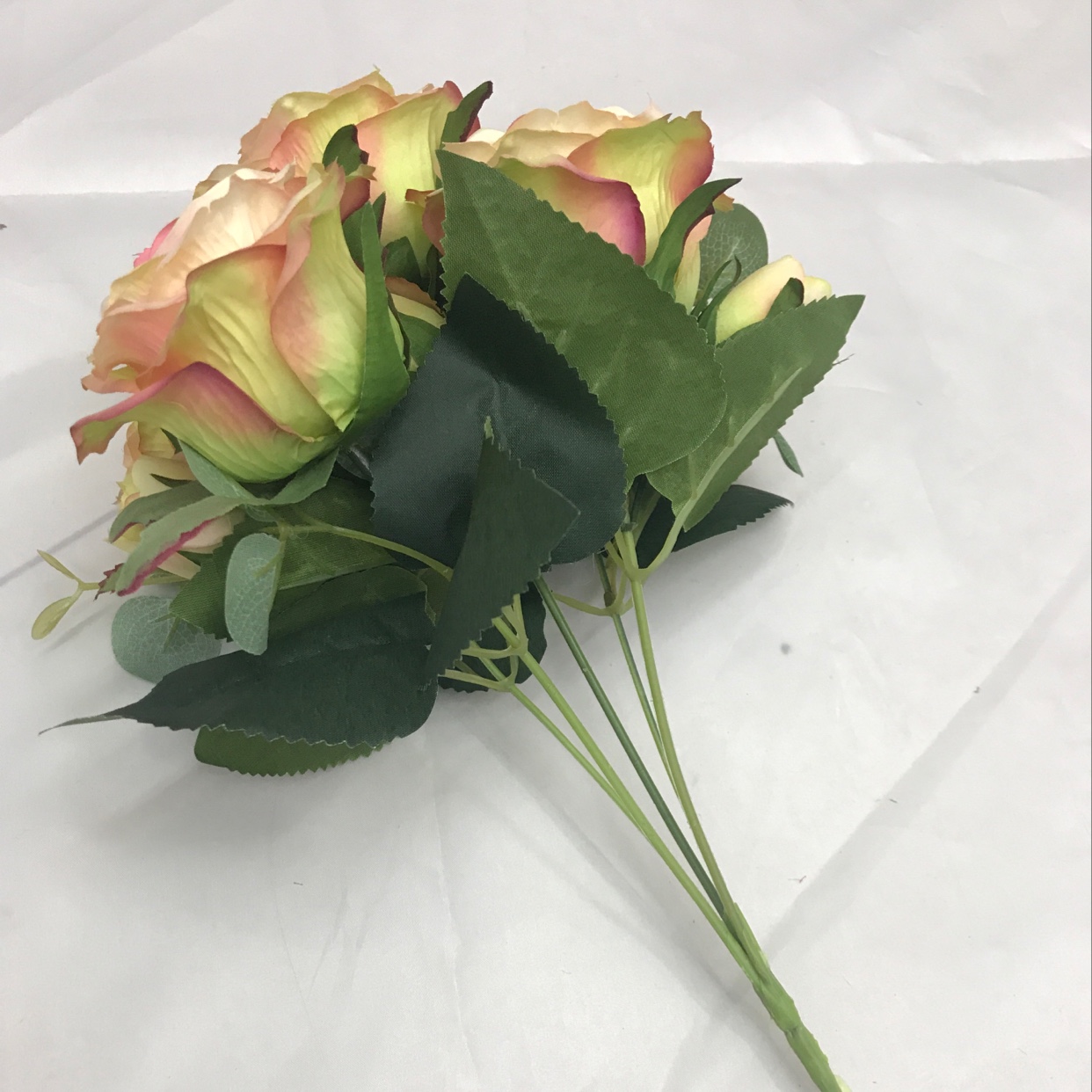 Five roses details Picture