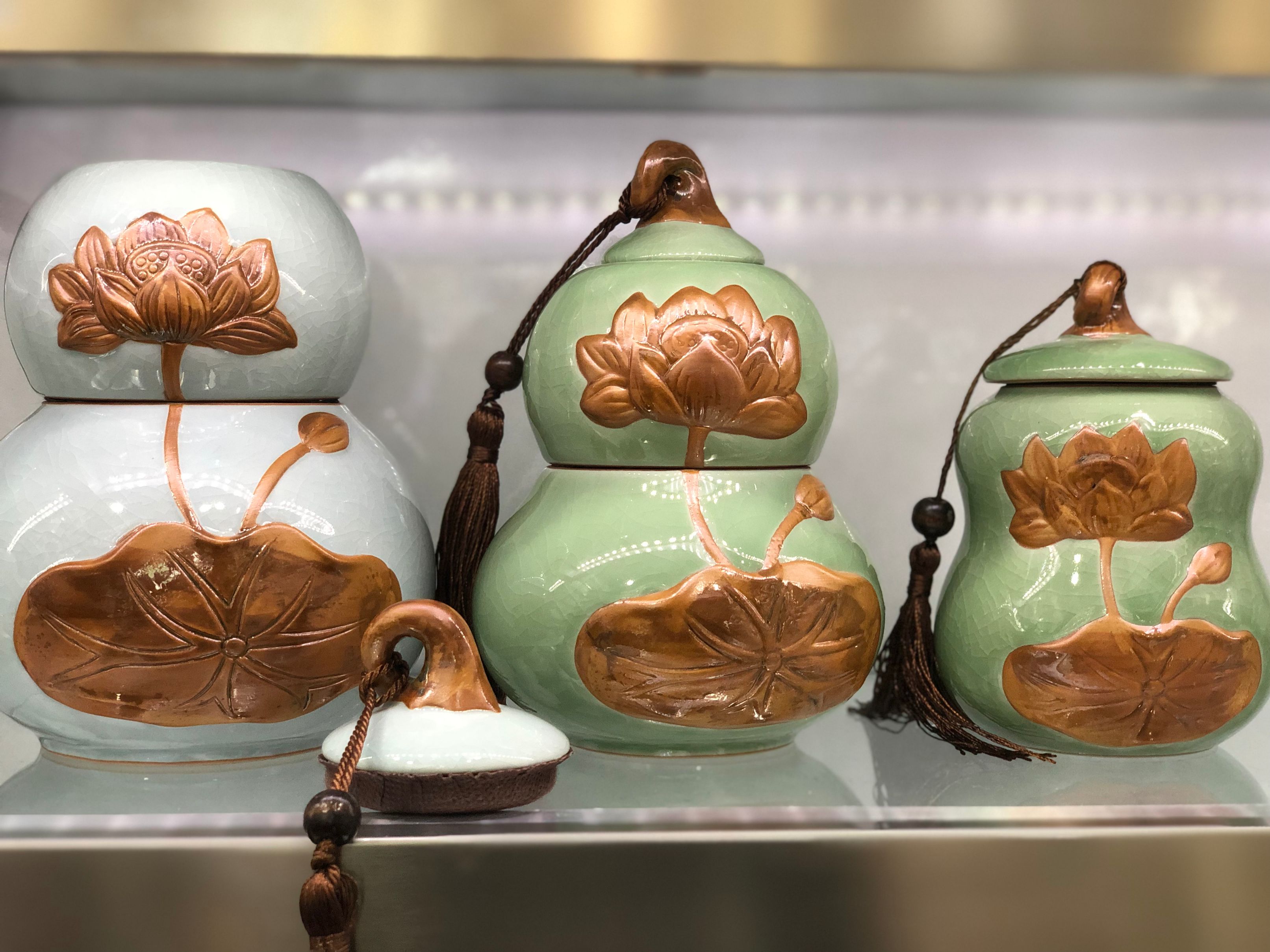 Kun Kun Ceramic Large Ge Kiln Double-layer Gourd Tea canister Storage Canister Moisture-proof sealed Canister Tea ceremony Accessories Safe Packaging 048 detail image 5