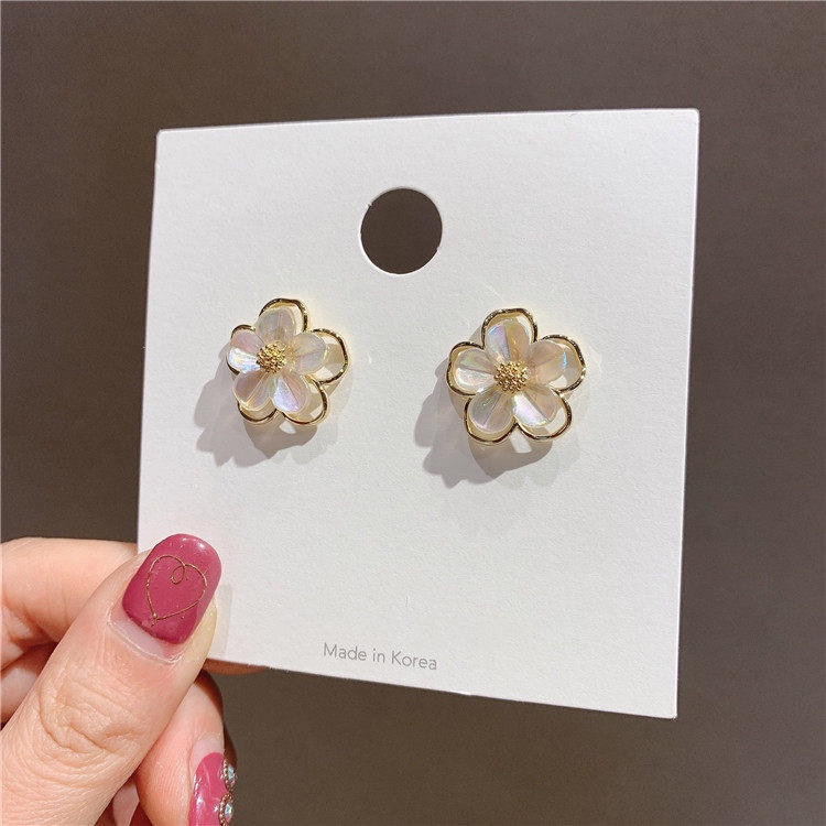 Korean cute and fresh flower stud S925 silver needle style, elegant and versatile commuter earrings for girls, pomelo ear Item Picture