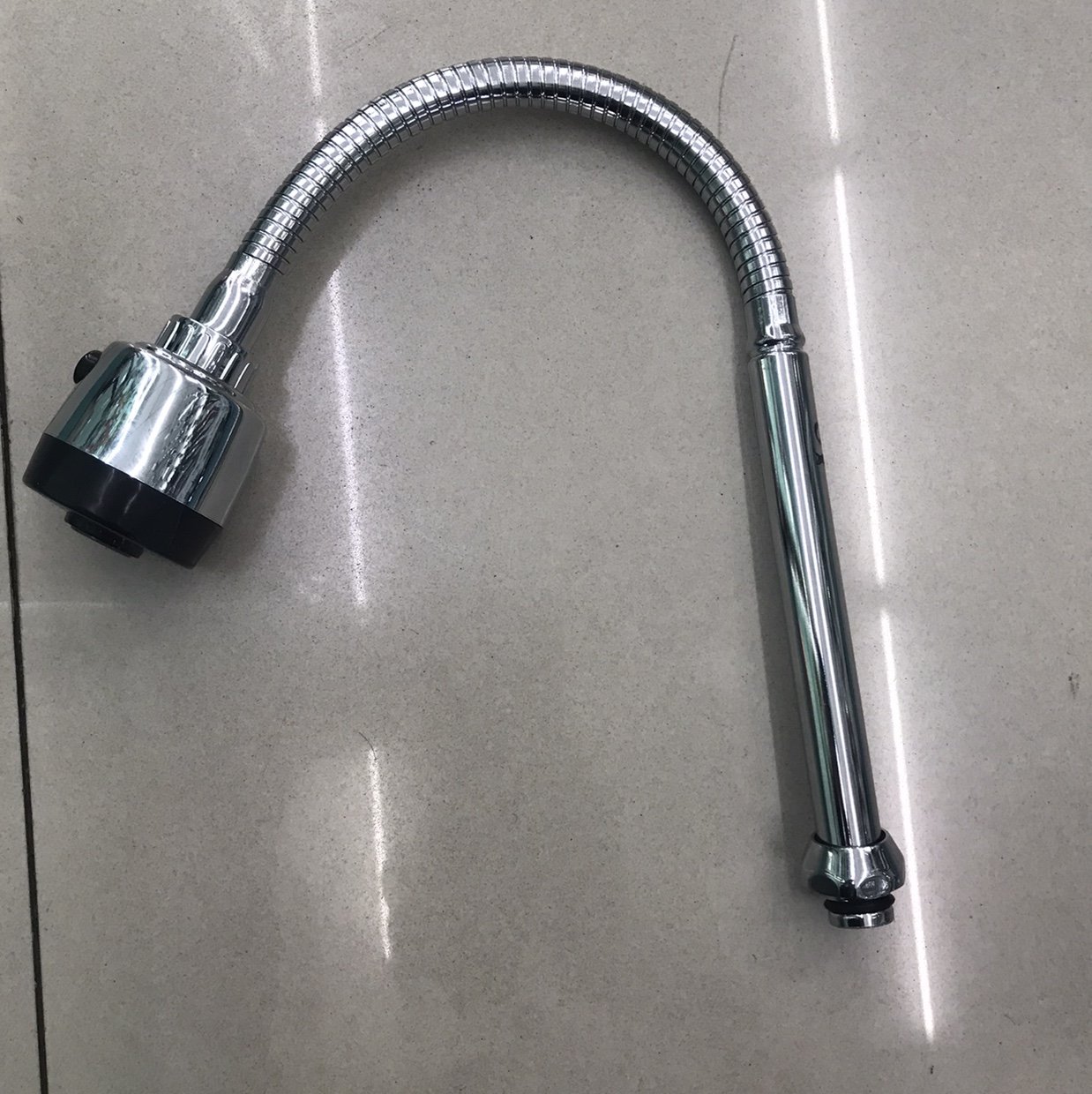 Universal tube thumbnail