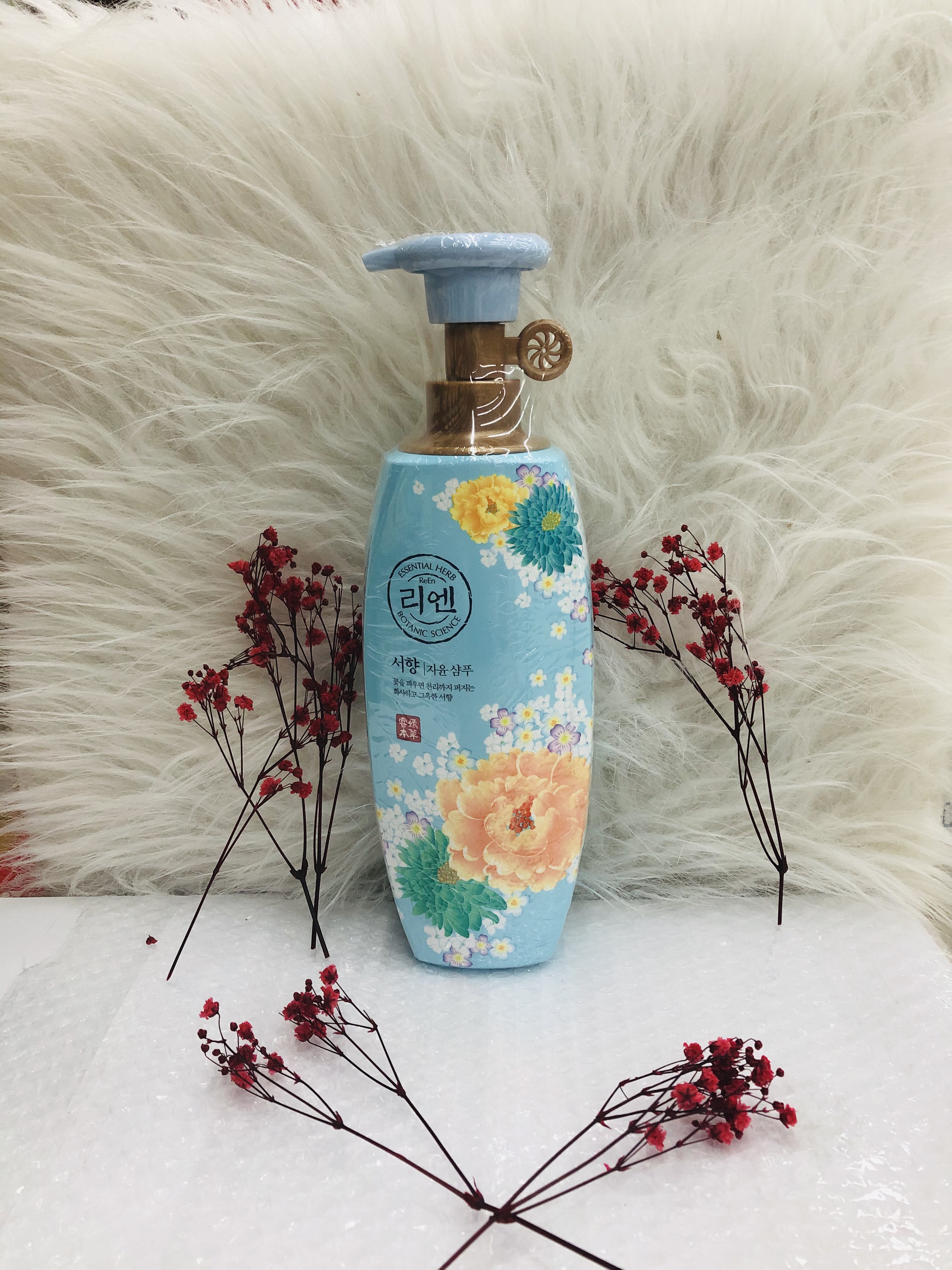 睿嫣清幽瑞香洗发水产品图