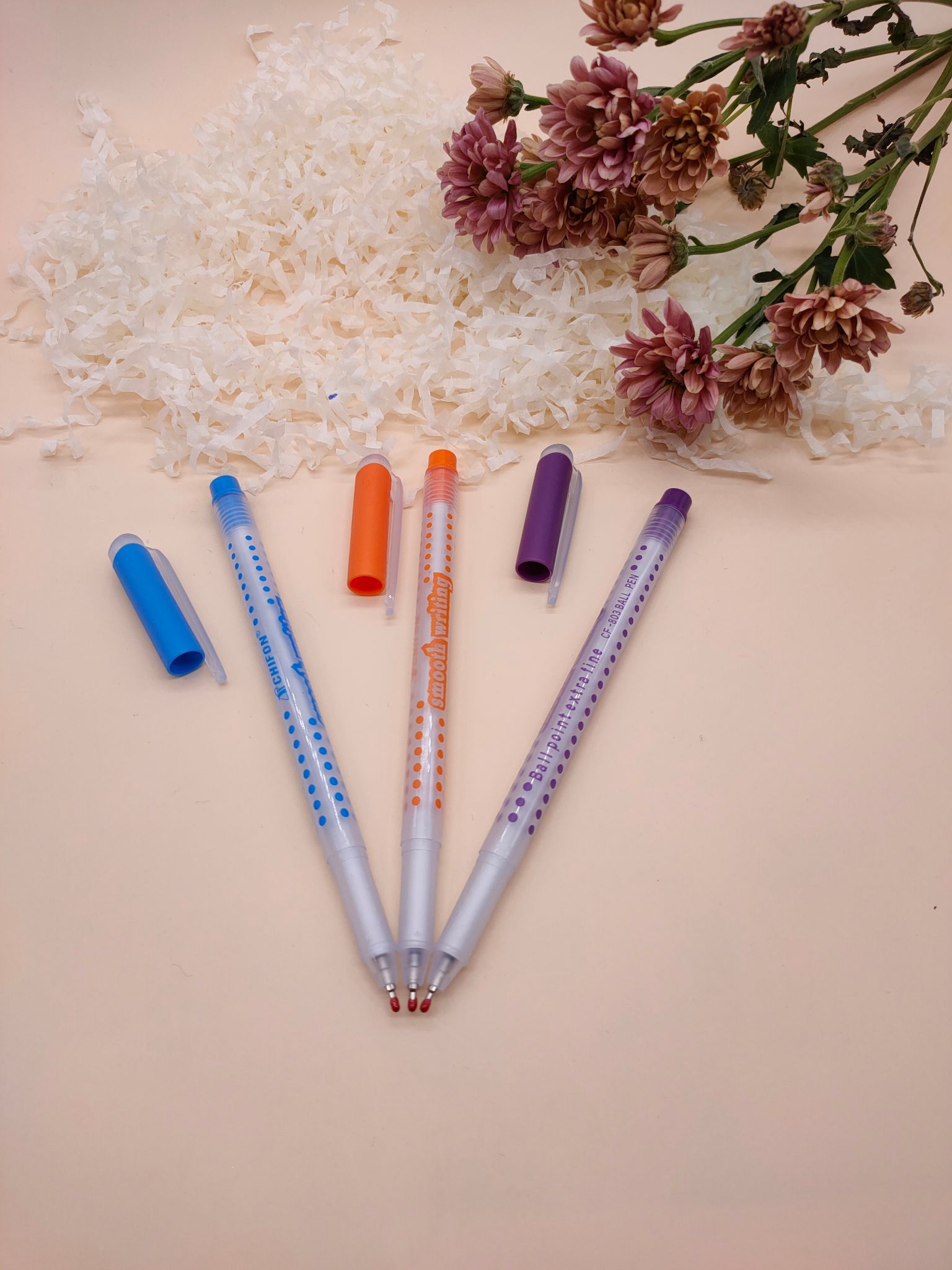 Fine stick ballpoint pen student oil pen small fresh ballpoint pen Application Scenario