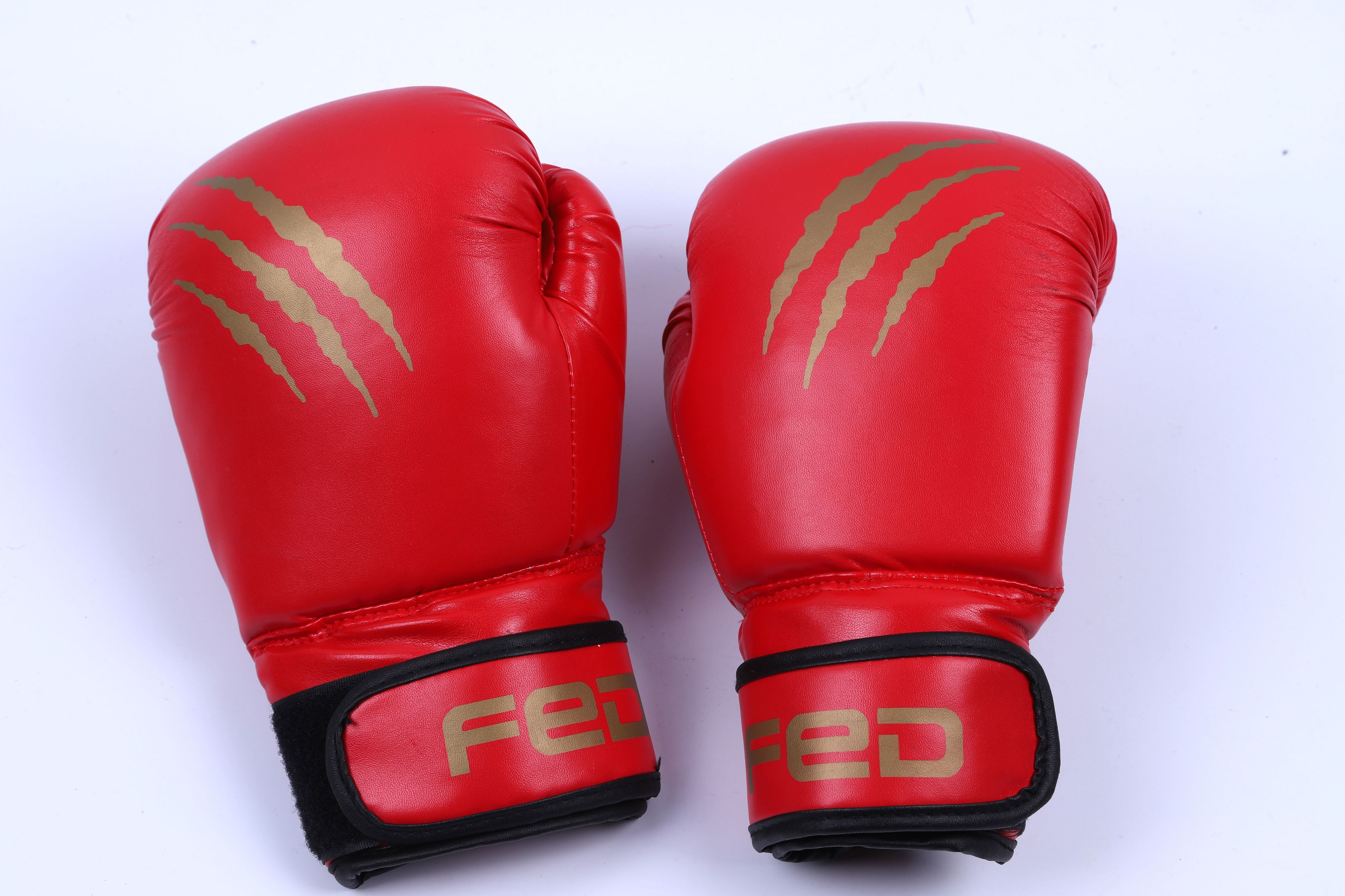 Yiwu Selection fitness gloves boxing training special boxing gloves manufacturers wholesale