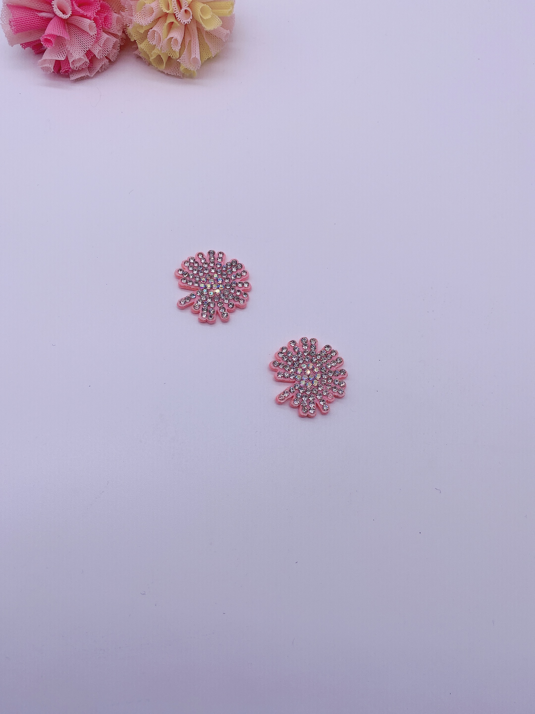 Daisy ultrasonic accessory jewelry, headwear color, Ding Xiao cloth flower, handcrafted decorative flower, Daisy ultrasonic accessory jewelry, headwear color, Ding Xiao cloth flower, handcrafted decorative flower, Daisy ultrasonic accessory jewelry, headwear color, Ding Xiao cloth Specification image