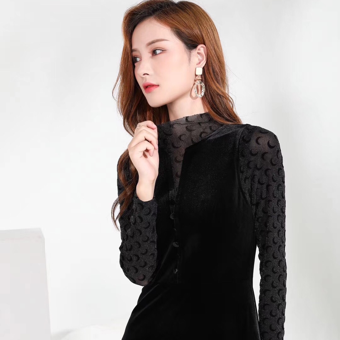 Jimmy Seio's 2020 autumn collection features a simple, elegant and fashionable black dress