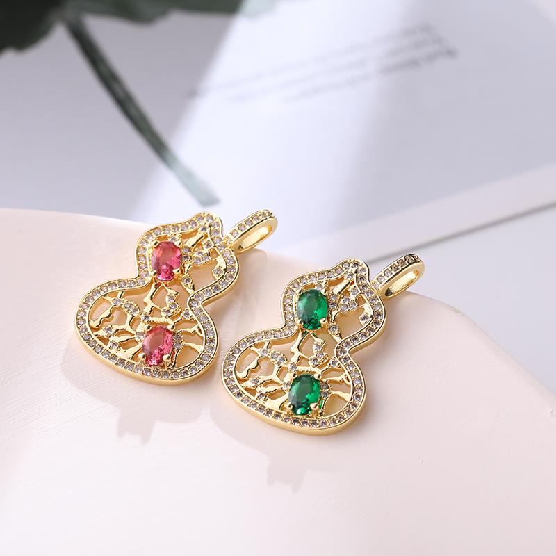 Chinese-style gold-plated gourd female pendant full zirconium red and green shell agate, exquisite ins versatile accessory, origin supply