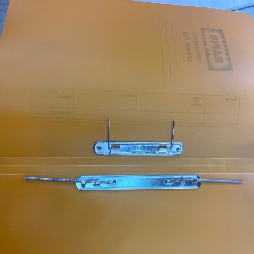 Yiwu Good Goods Big Snake Clip Folder /24747 Application Scenario