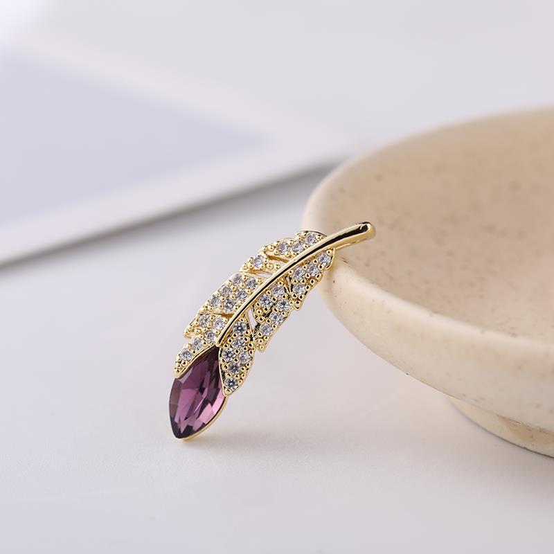 Korean-style ultra-unique feather creative women's simple micro-inlaid zirconium pendant ins cool and cold style versatile accessory Specification image