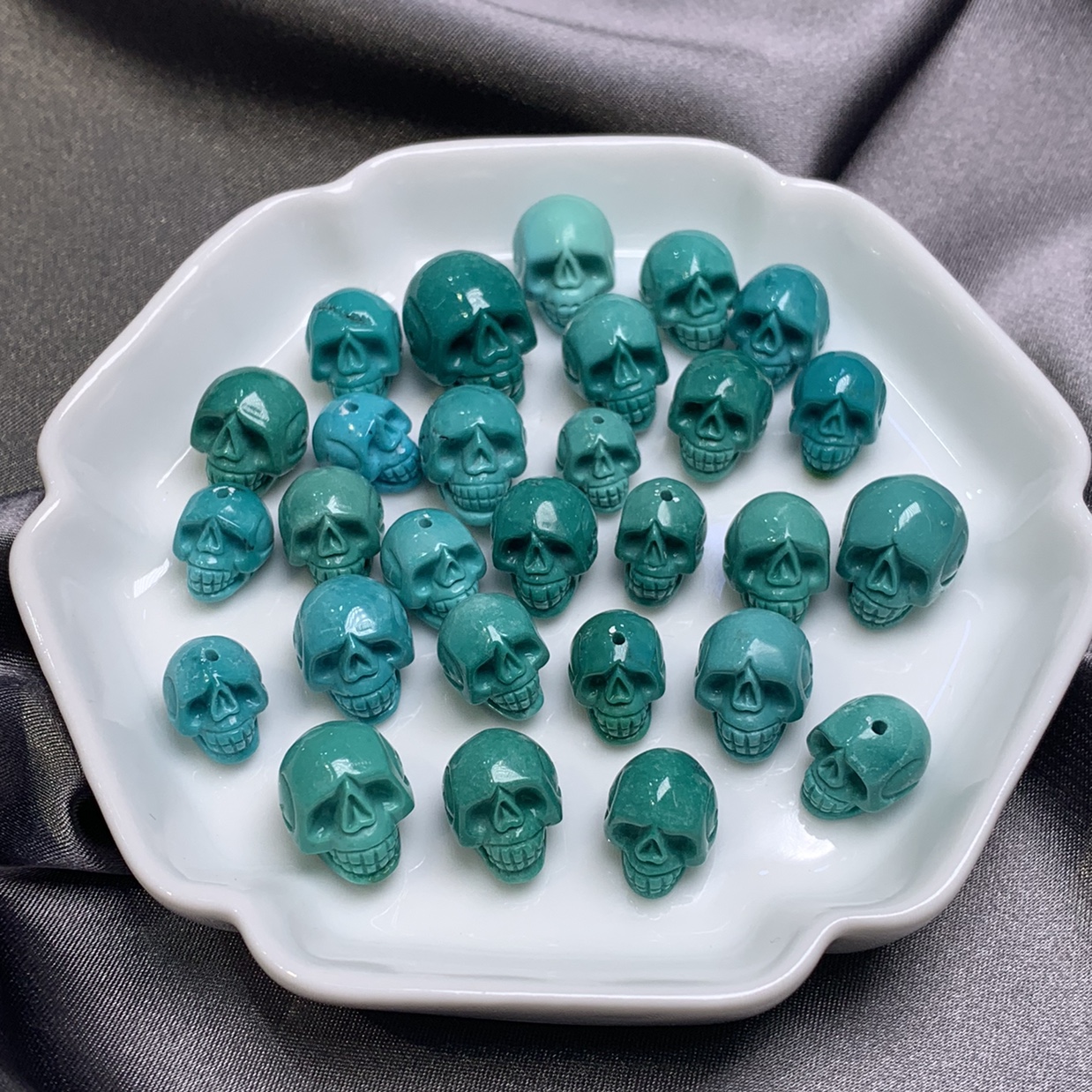 Raw ore high porcelain turquoise - Evil Spirits (Skulls) thumbnail