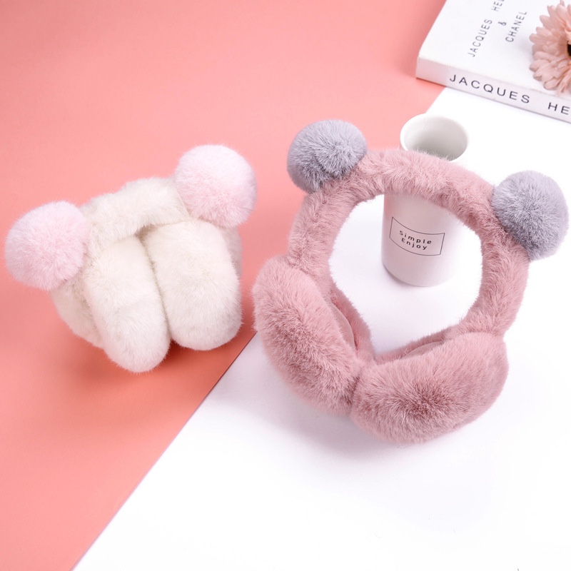 Fold the hair bulb ear flap thumbnail