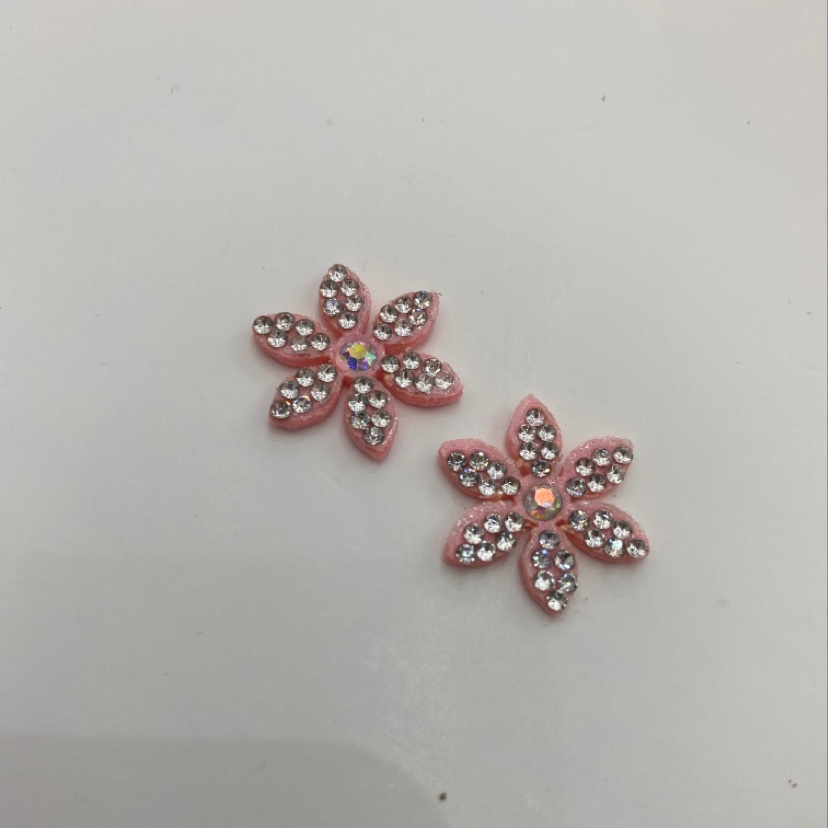 Small hexagonal ultrasonic accessory, jewelry, headwear color, Ding Xiao cloth flower, handcrafted decorative flower, small hexagonal ultrasonic accessory, jewelry, headwear color, Ding Xiao cloth flower, handcrafted decorative flower, small hexagonal ultrasonic accessory, jewelry, headwear color Application Scenario