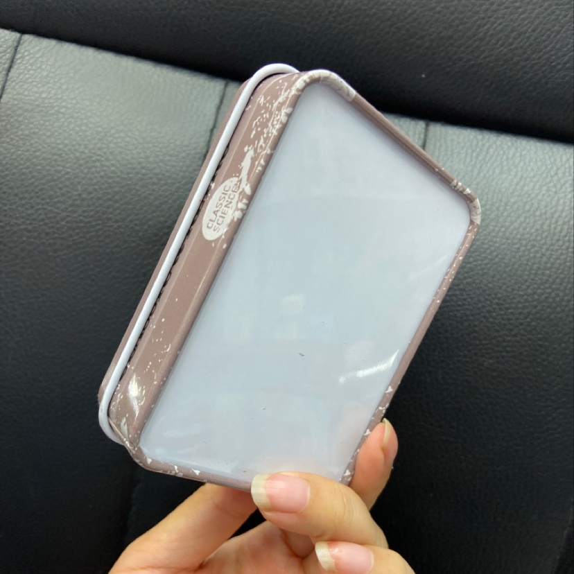 收纳盒实物图
