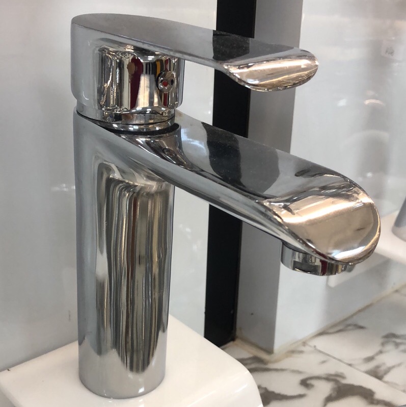 I 冷热 面盆 水龙头