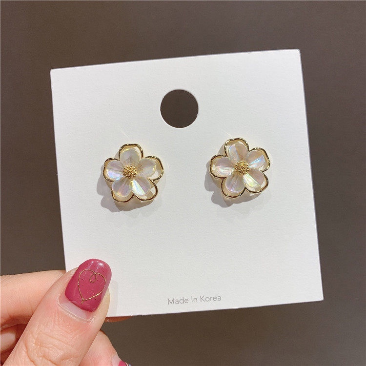 Korean cute and fresh flower stud S925 silver needle style, elegant and versatile commuter earrings for girls, pomelo ear