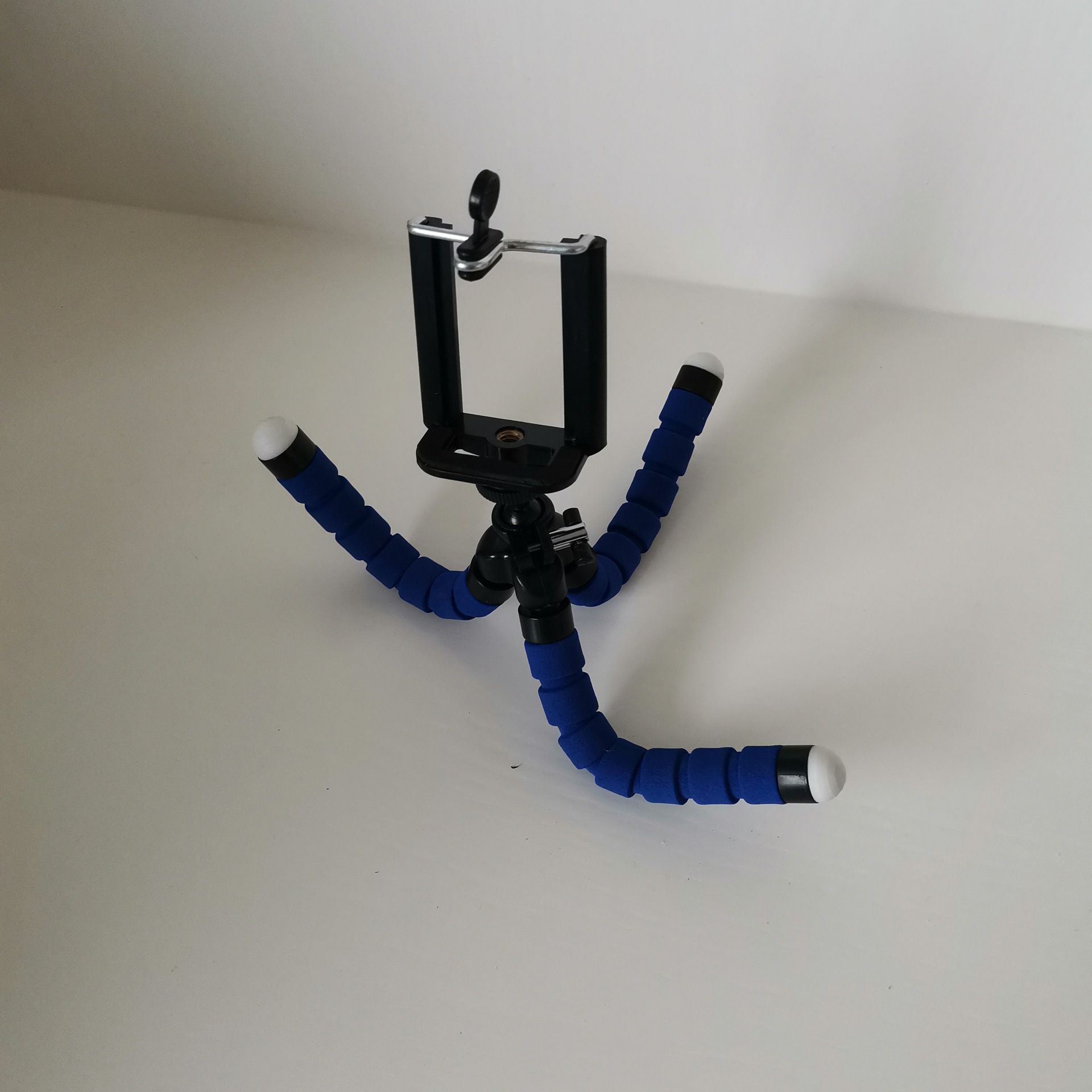 AEMAX 海绵三脚架通用手机软脚百变造型小巧便携直播神器吸塑包装详情图5
