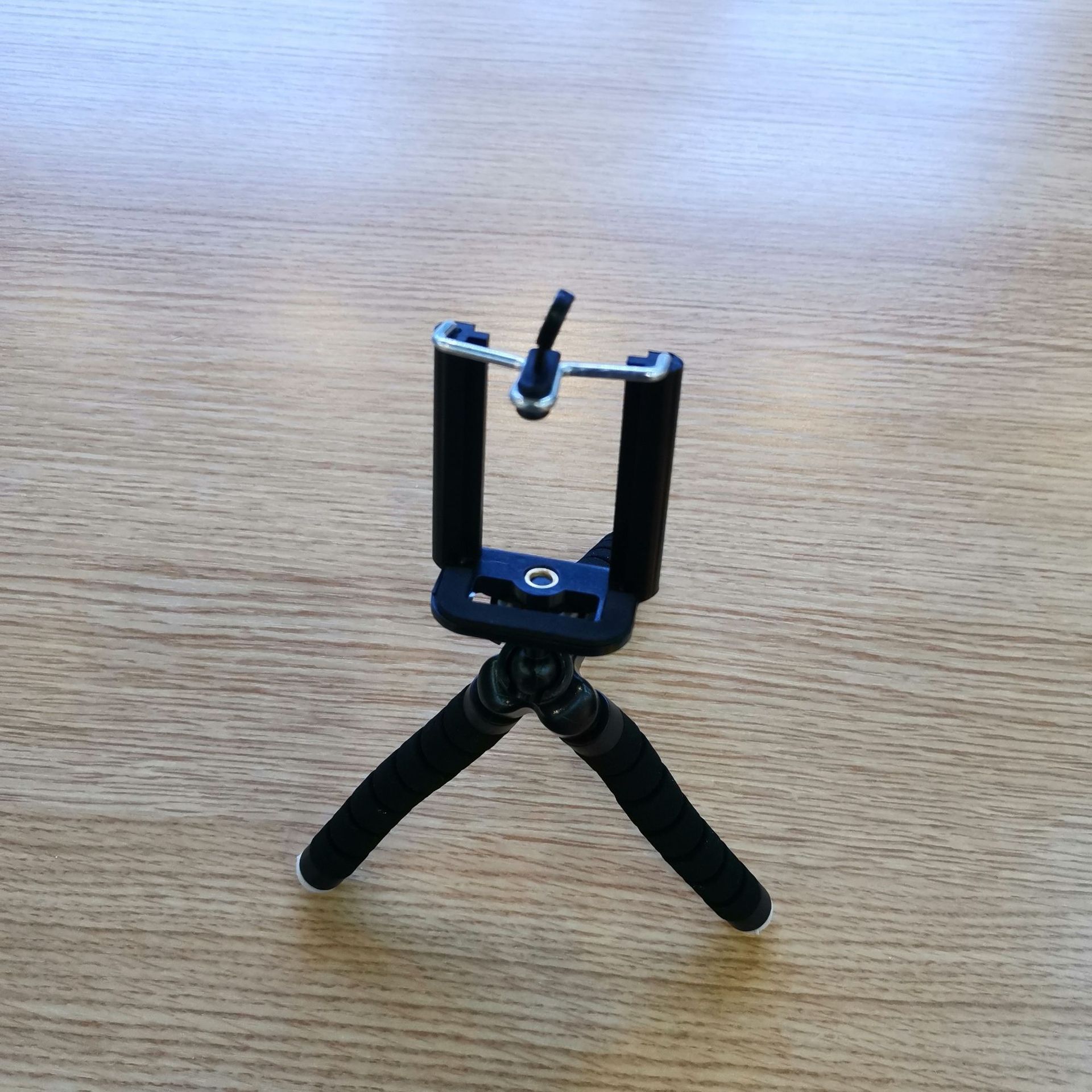 AEMAX 海绵三脚架通用手机软脚百变造型小巧便携直播神器吸塑包装详情图4