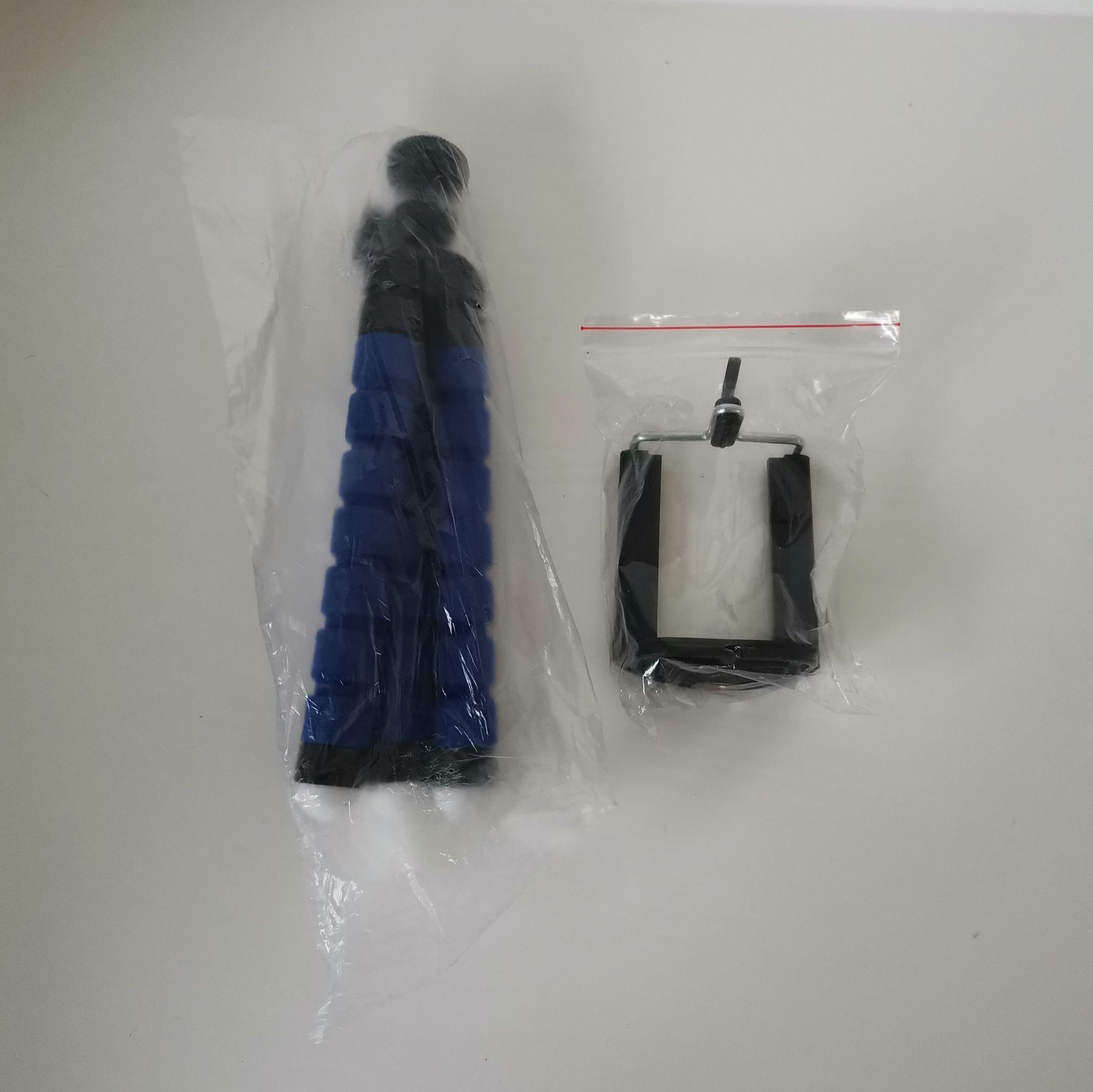 AEMAX 海绵三脚架通用手机软脚百变造型小巧便携直播神器吸塑包装详情图3