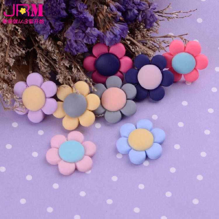 Resin small frosted six-petal resin accessories Mobile phone nail clippers DIY accessories children hair accessories materials