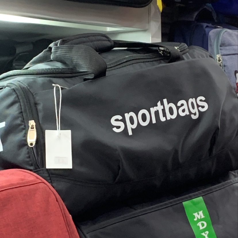 Luggage 9 thumbnail