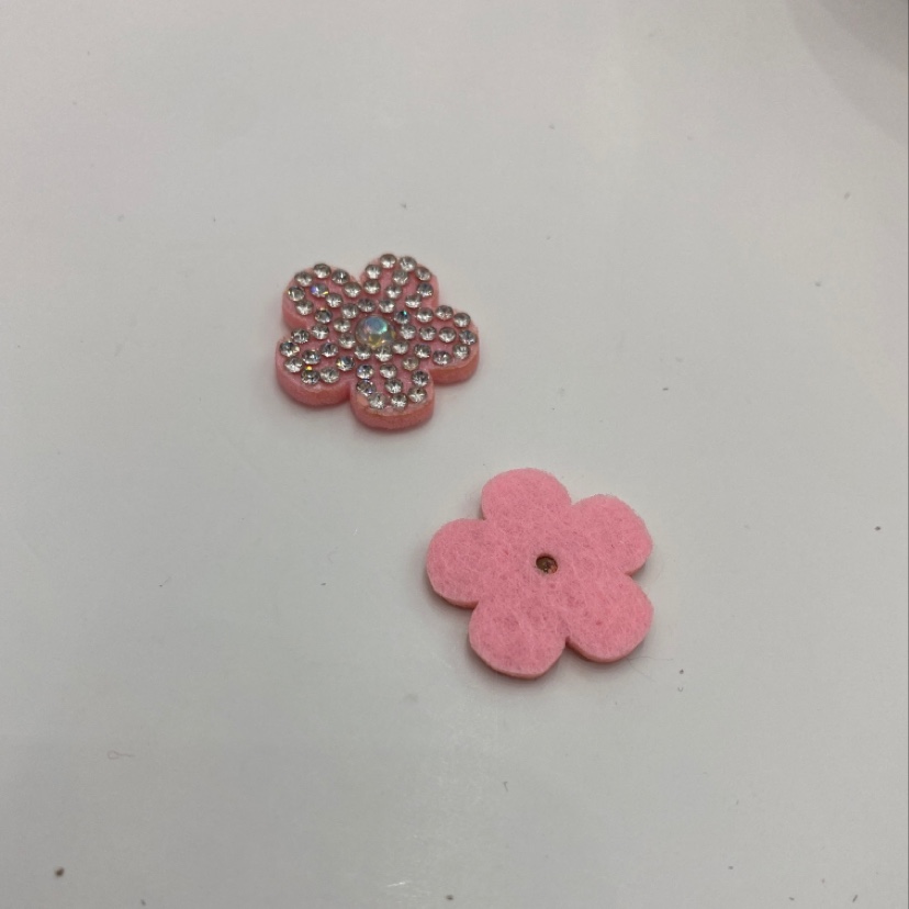 Plum Diamond New Creative Spray Paint Bear Diy Accessories Mobile Phone Shell Beauty Materials Alloy Bear Hair Accessories Application Scenario