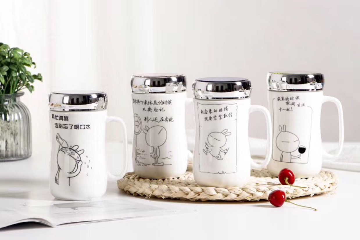 Factory direct sales of ceramic mirror cups, mugs and student water cups