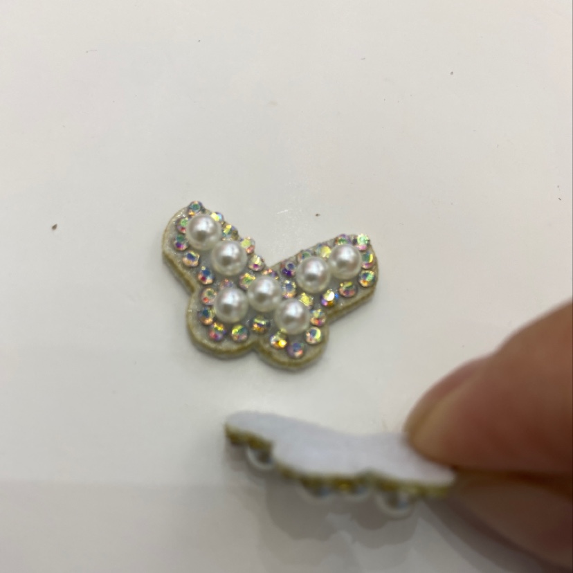 Semi-finished diy hair accessory products of pearl little butterfly ultrasonic embossed patches Specification image