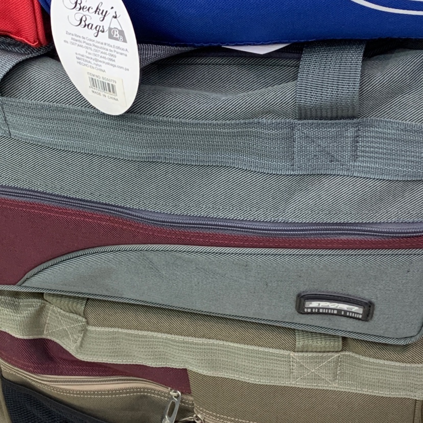 Travel bag 15 thumbnail