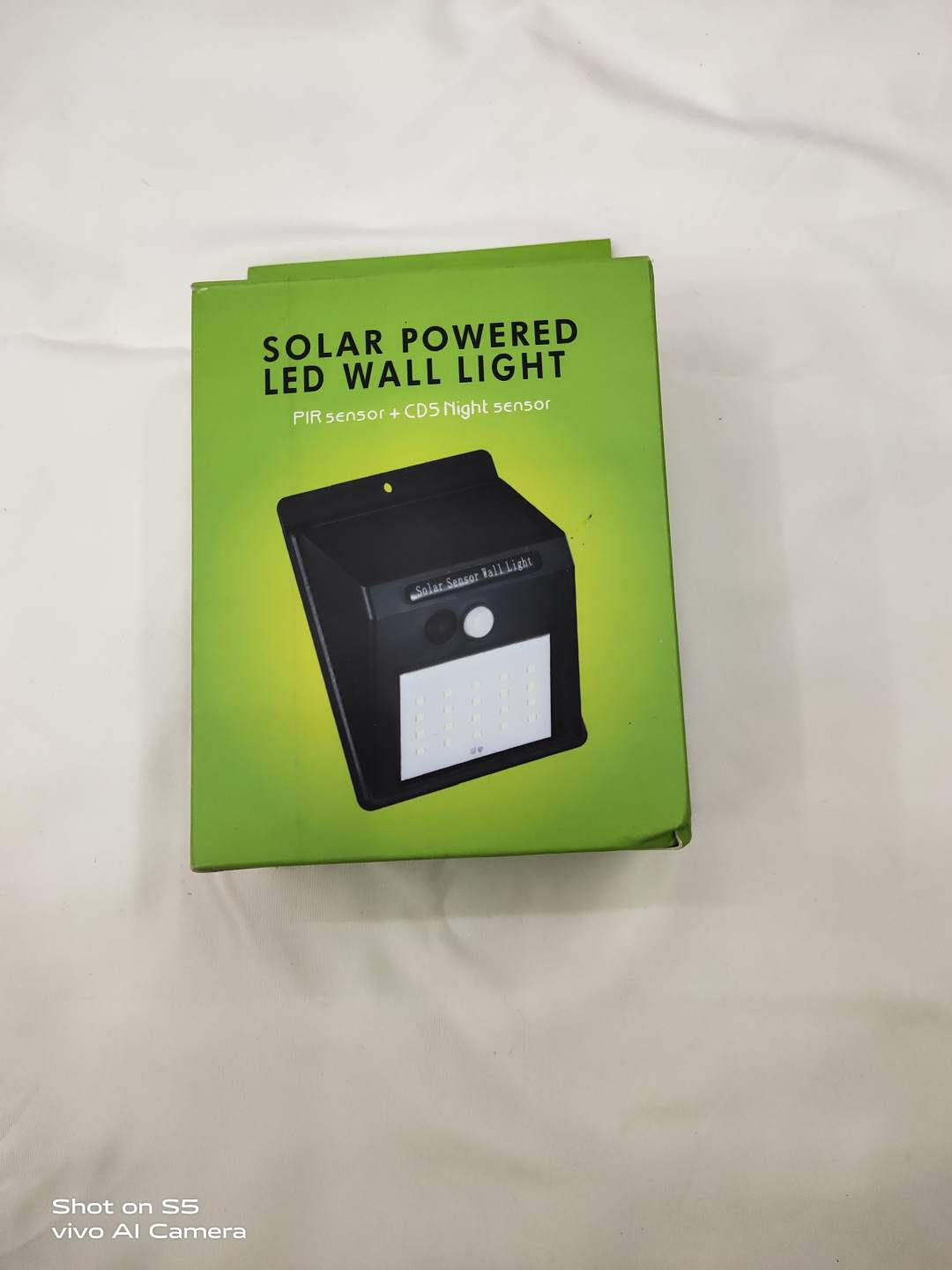 户外超亮壁灯 太阳能灯 景观庭院灯 人体感应灯家用20LED照明路灯图