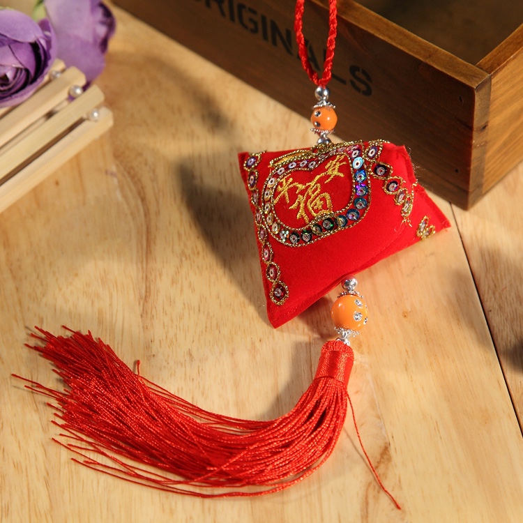 Dragon Boat Festival zongzi mosquito repellent sachets, zongzi cart hanging sequined embroidered sachets, custom-made traditional Chinese medicine mugwort sachets Specification image