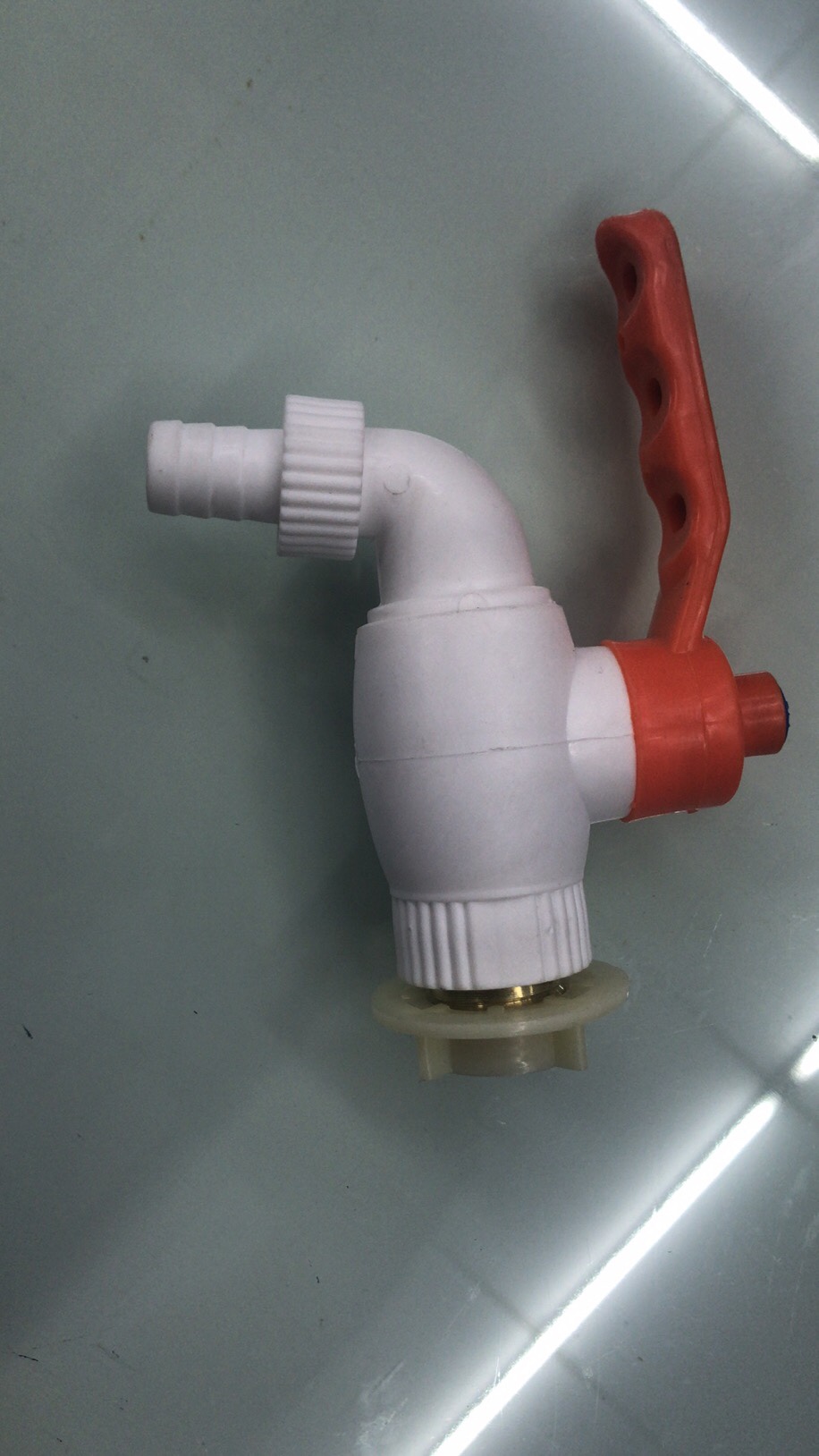 Export Middle East, South America, Africa, Southeast Asia, Iraq plastic faucets undefined