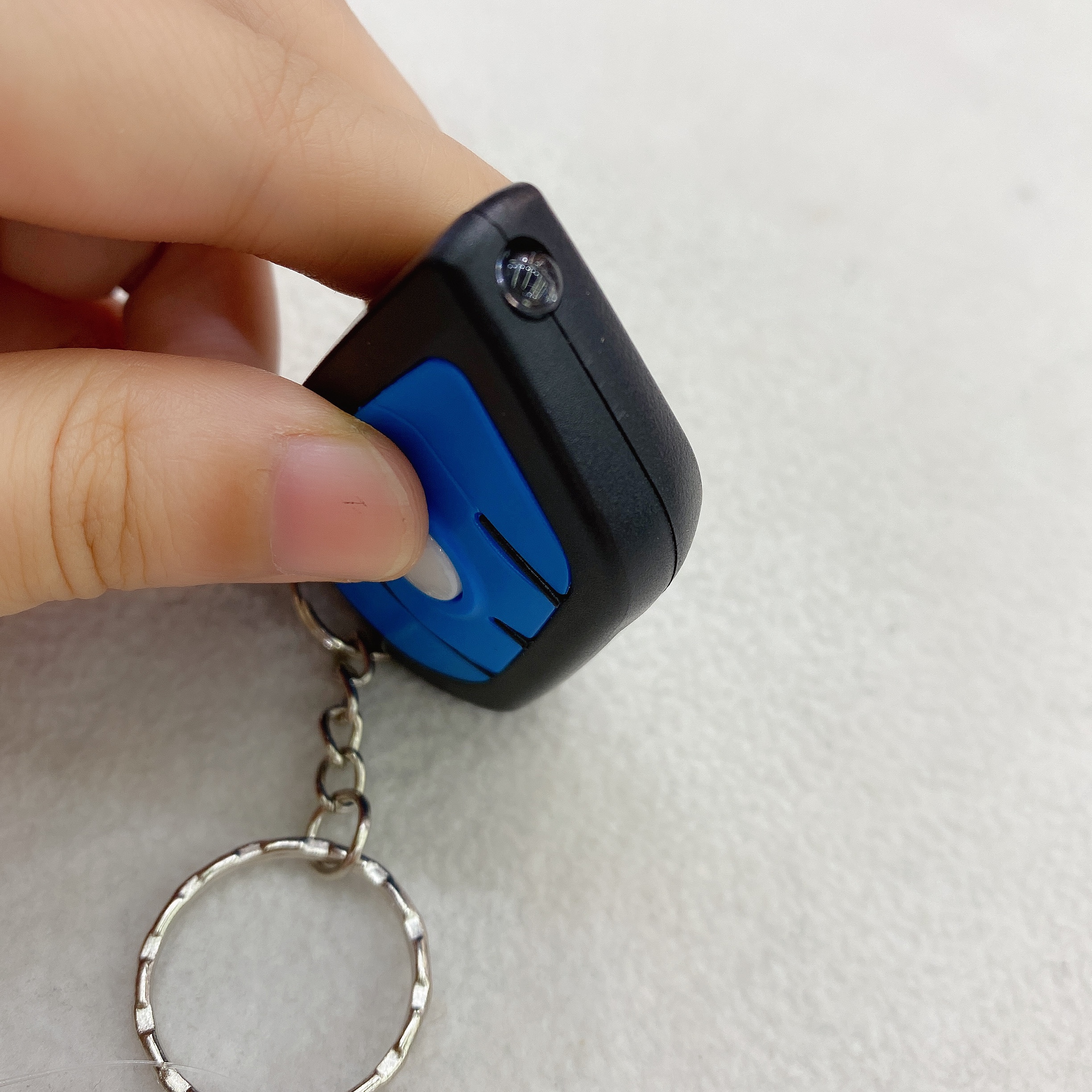BL - 905 - b key light white light ➕ purple light yanchao Application Scenario