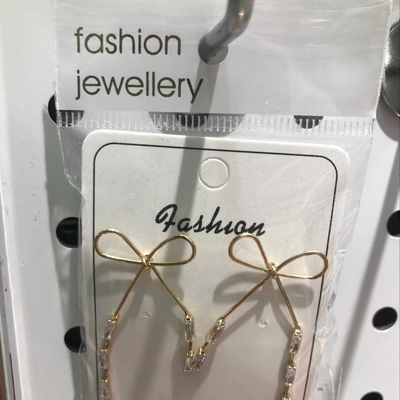 Zircon tassel earrings with bows thumbnail