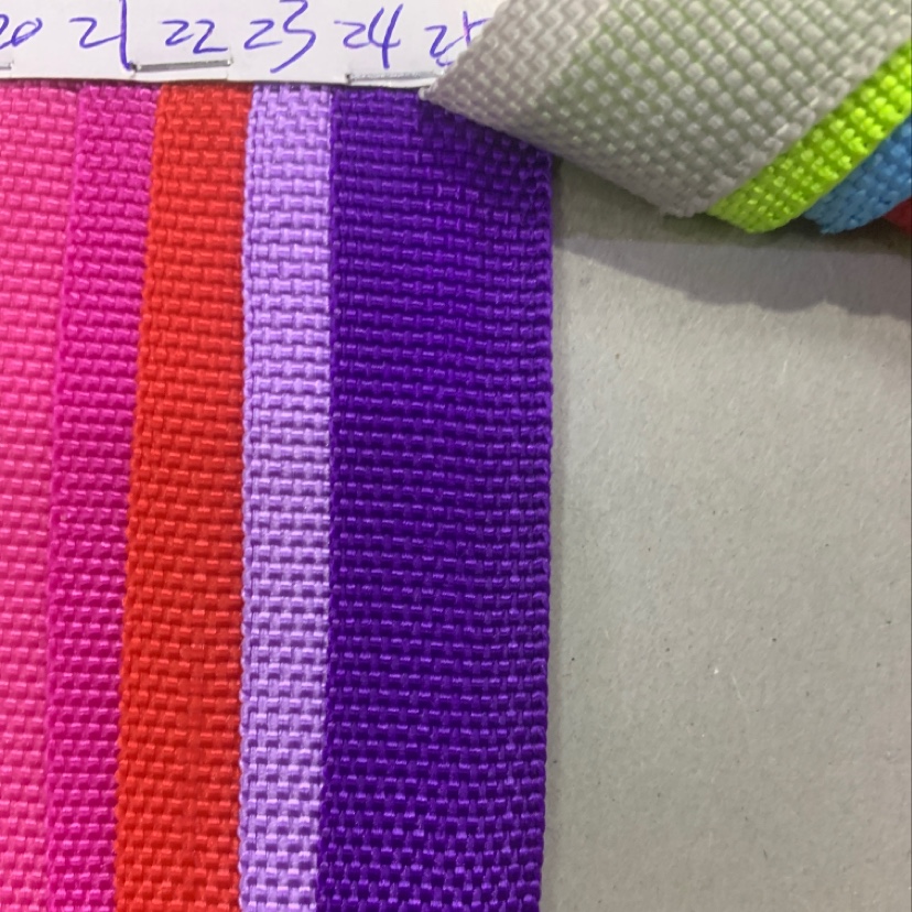 Factory direct sales of hot-selling new woven leather products ranging from 1 cm to 8 cm. Large stock of high, medium and low-end bags, sofas, shoes and fabric in 24 # color details Picture