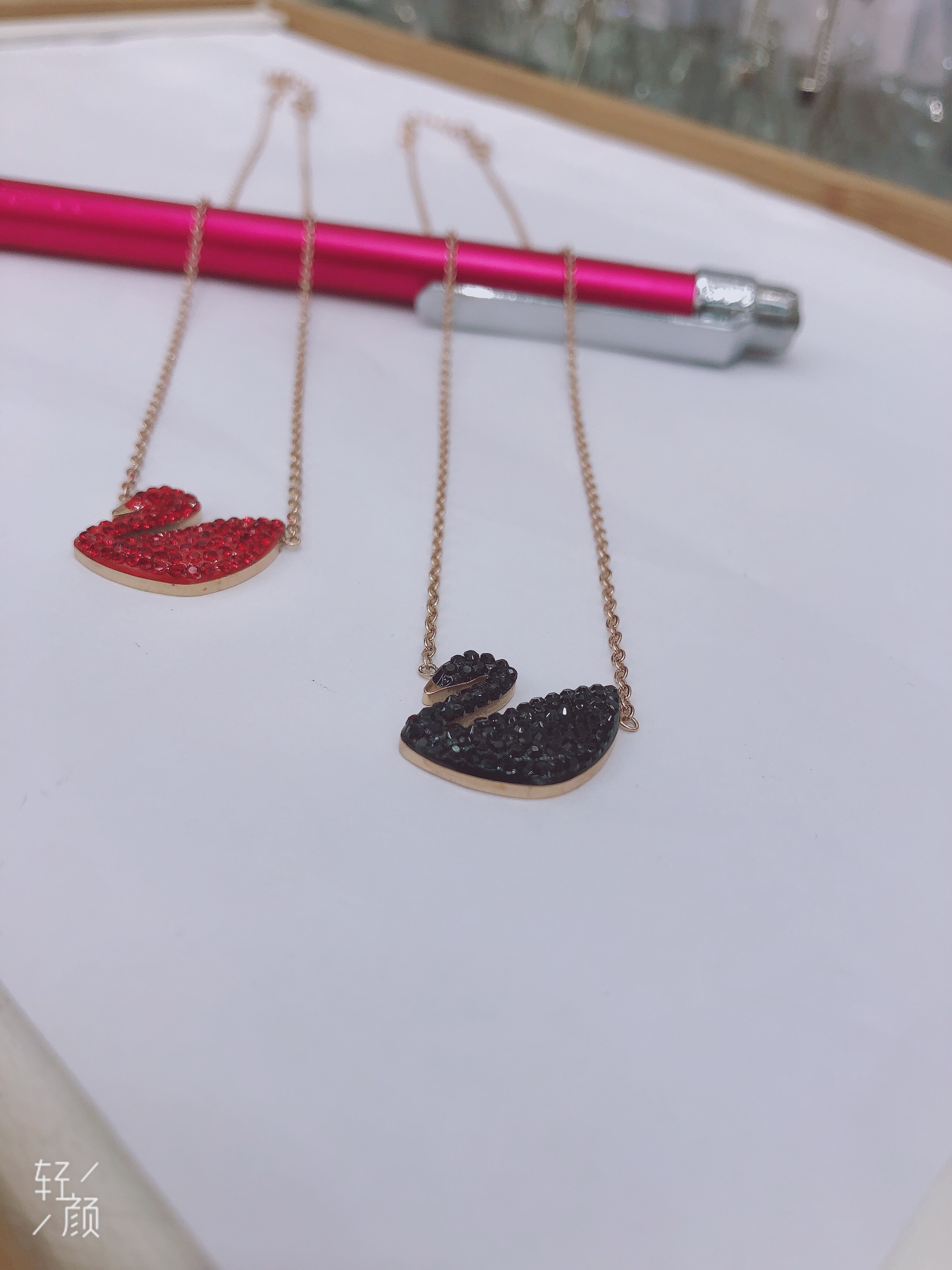 سلاسل فولاذية من التيتانيوم لا تتلاشى Item Picture