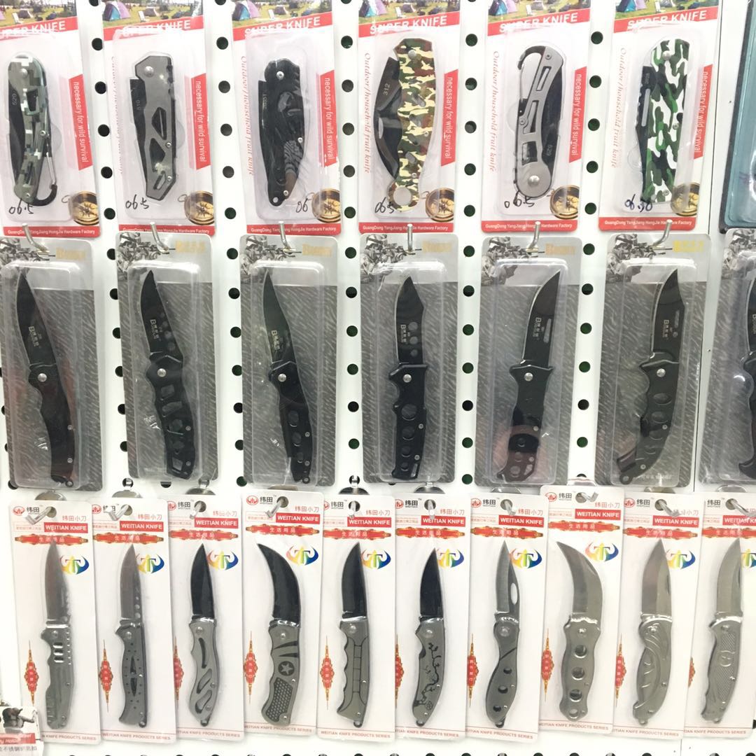 Self-Defense Knife Outdoor Survival Knife Portable Fruit Knife Sharp Folding Knife Item Picture