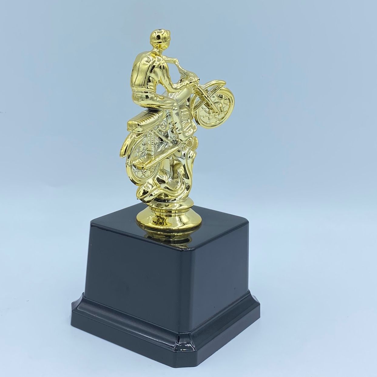 Motorcycle race glorious trophy and medal source manufacturer, plastic products production, 14CM customizable logo pic 4
