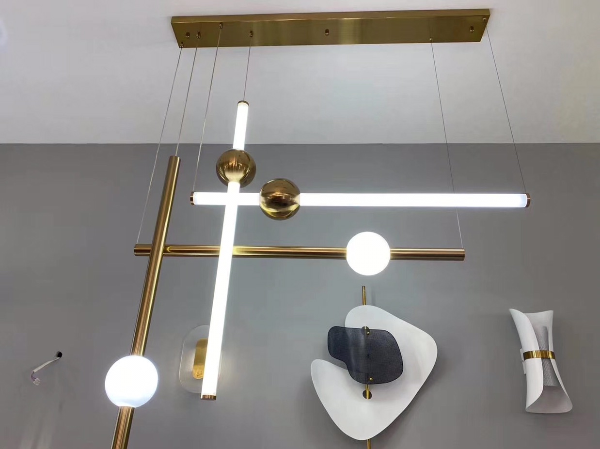 A unique and distinctive pendant lamp in the northern European style details Picture