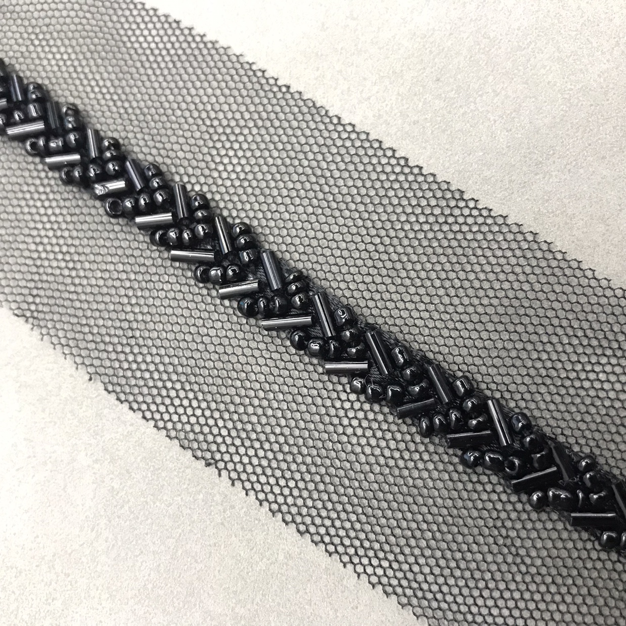 Hand Nailed Bead Webbing Lace Bar Code details Picture