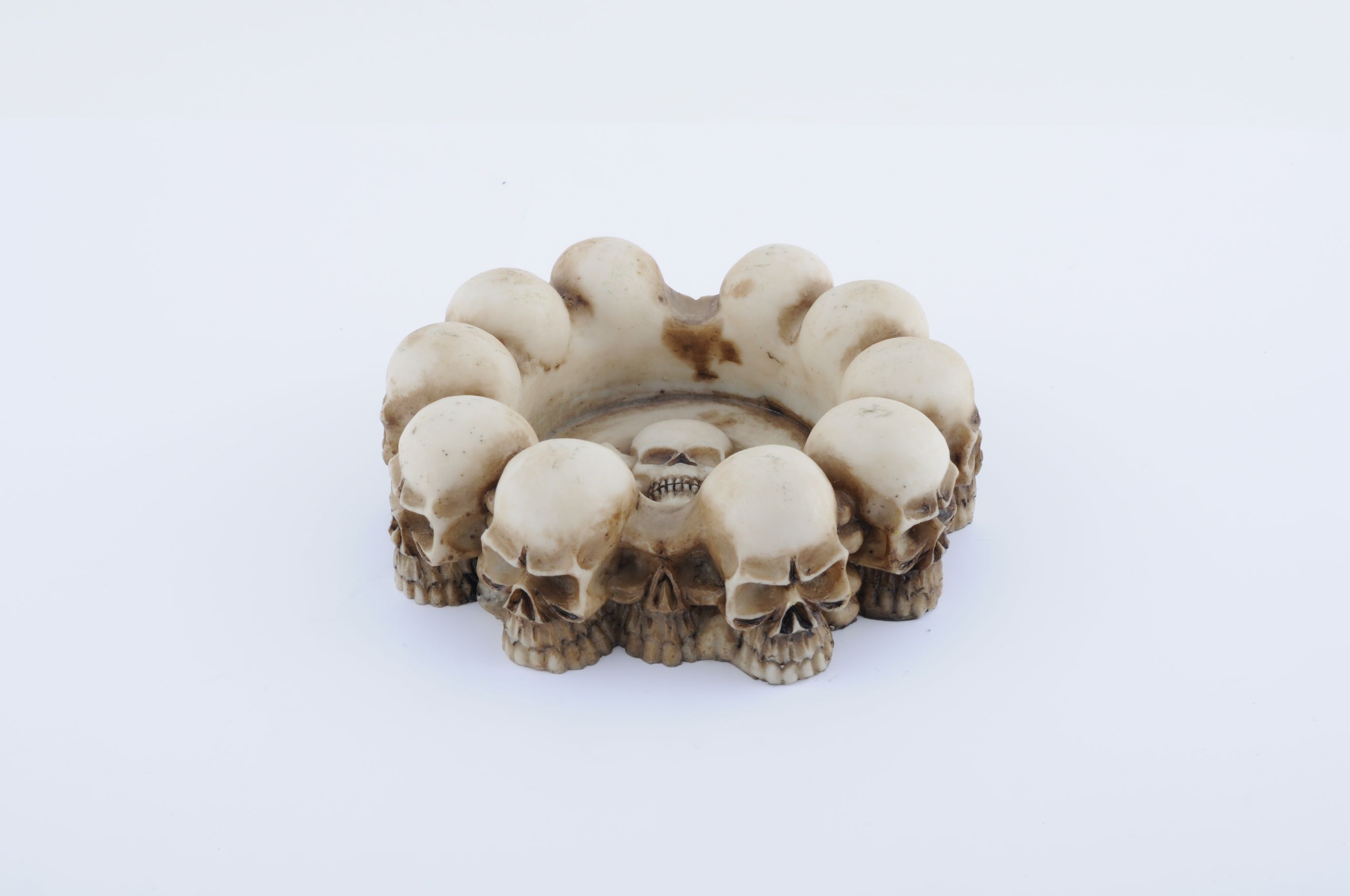 跨境热销树脂烟缸批发创意骷髅烟灰缸摆件外贸出口烟具详情图1