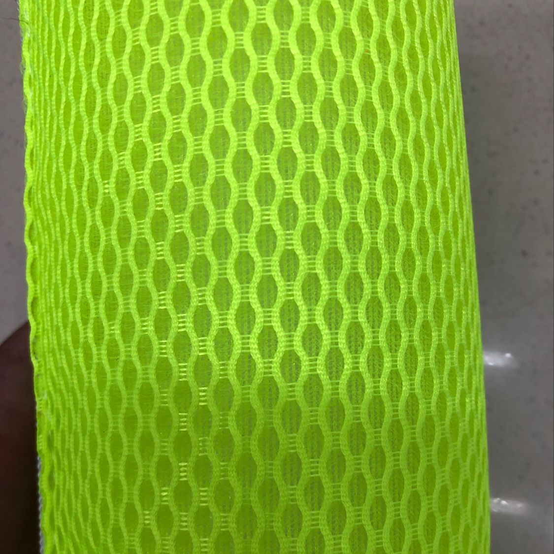 Fluorescent Cylinder Pen Case Application Scenario