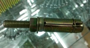 Expansion screw