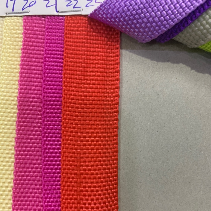 Factory direct sales of best-selling new woven leather products ranging from 1 cm to 8 cm. Large stock of high, medium and low-end bags, sofas, shoes and fabric in 22 # color details Picture